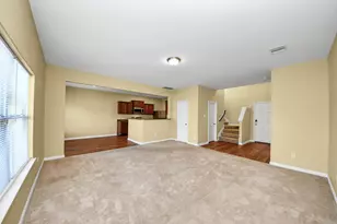 6915 Primrose Rd, Baytown, TX 77521 - Photo 9