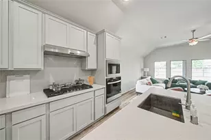 26006 Golden Dawn Trl, Richmond, TX 77406 - Photo 19