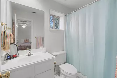 18 Floret Court, The Woodlands, TX 77382 - Photo 33