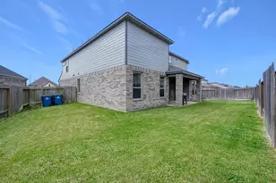 241 Bright Blf Cir, Waller, TX 77484 - Photo 37