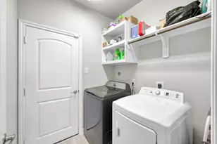241 Bright Blf Cir, Waller, TX 77484 - Photo 23
