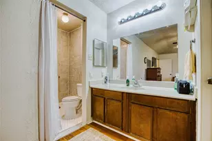 6204 Creekside Ln, League City, TX 77573 - Photo 17