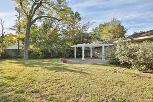 4809 Saxon St, Bellaire, TX 77401 - Photo 33