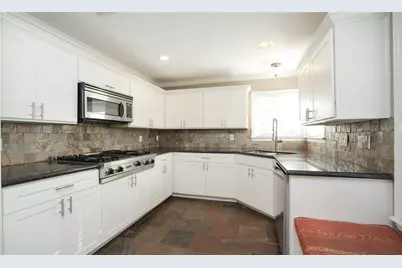 4809 Saxon Street, Bellaire, TX 77401 - Photo 13