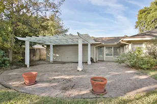 4809 Saxon St, Bellaire, TX 77401 - Photo 31