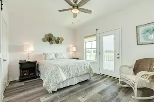 13817 Doubloon Ave, Galveston, TX 77554 - Photo 25