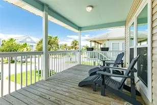 13817 Doubloon Ave, Galveston, TX 77554 - Photo 5