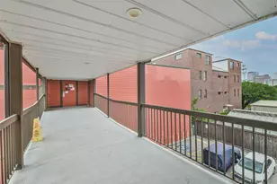 1025 Swanson St, Houston, TX 77030 - Photo 5