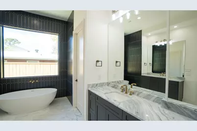 9345 Leto Road, Houston, TX 77080 - Photo 15