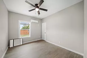 1644 County Rd 180, Alvin, TX 77511 - Photo 9