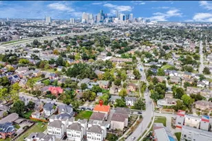 2400 McCue Rd, Houston, TX 77056 - Photo 27