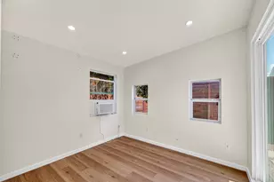 935 Bunton St, Houston, TX 77009 - Photo 31