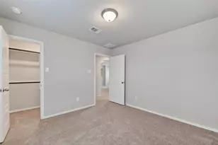 2107 Spring Hollow Dr, Baytown, TX 77521 - Photo 35