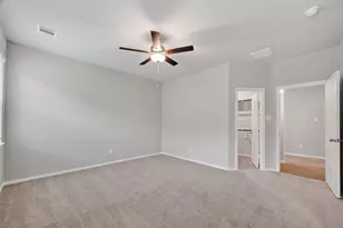 2107 Spring Hollow Dr, Baytown, TX 77521 - Photo 23