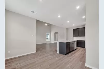 2107 Spring Hollow Drive, Baytown, TX 77521 - Photo 15