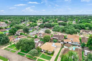 10519 Kirkwren Dr, Houston, TX 77089 - Photo 15