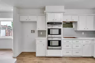 10519 Kirkwren Dr, Houston, TX 77089 - Photo 23