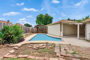 10519 Kirkwren Dr, Houston, TX 77089 - Photo 3