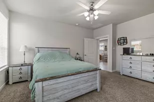 1217 Red Hills Dr, Rosharon, TX 77583 - Photo 13