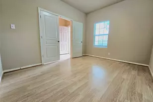 18319 Tuscana Shores Dr, Cypress, TX 77433 - Photo 5