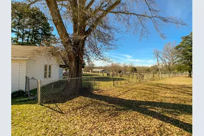 519 W Commerce, Buffalo, TX 75831 - Photo 9