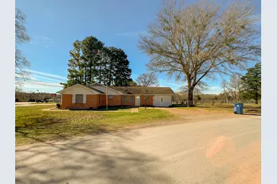 519 W Commerce, Buffalo, TX 75831 - Photo 1