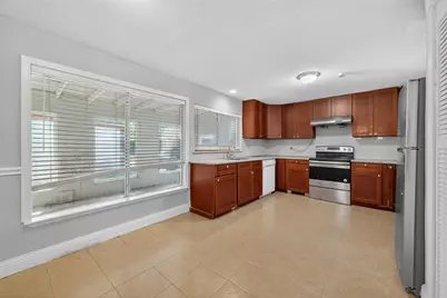 7711 Del Glen Lane, Houston, TX 77072 - Photo 5