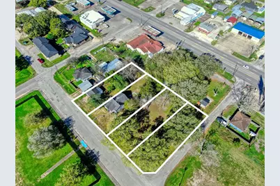 209 Avenue H, Van Vleck, TX 77482 - Photo 27