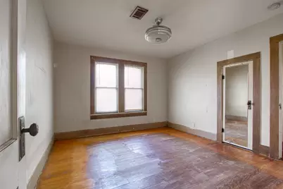 209 Avenue H, Van Vleck, TX 77482 - Photo 7