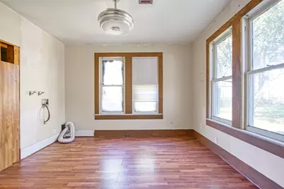 209 Avenue H, Van Vleck, TX 77482 - Photo 9