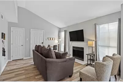 7200 T C Jester Boulevard #3103, Houston, TX 77088 - Photo 5
