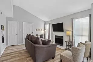 7200 T C Jester Blvd, Houston, TX 77088 - Photo 5