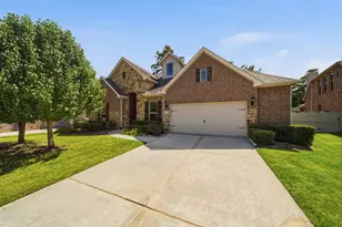 10243 S Goshawk Trl, Conroe, TX 77385 - Photo 1