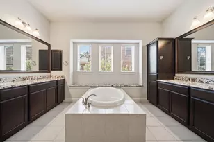 10243 S Goshawk Trl, Conroe, TX 77385 - Photo 25