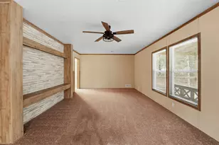 800 Rock Creek Dr, Willis, TX 77378 - Photo 9