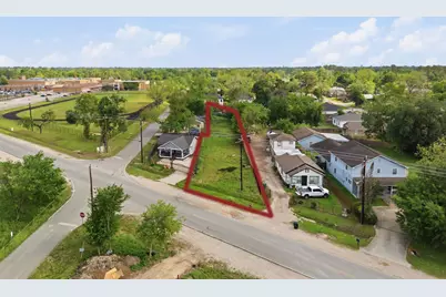 5303 Bennington Street, Houston, TX 77028 - Photo 9