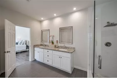 387 Rancho Bauer Drive, Houston, TX 77079 - Photo 19