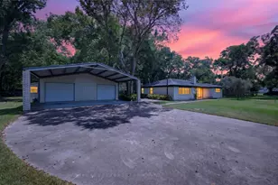 12803 Fairlane Dr, Pearland, TX 77581 - Photo 1