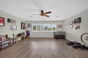 12803 Fairlane Dr, Pearland, TX 77581 - Photo 17