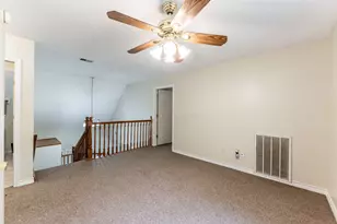 3660 Redbud Ln, Huntsville, TX 77340 - Photo 17