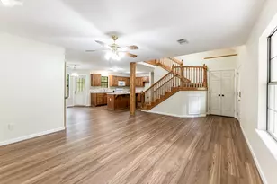 3660 Redbud Ln, Huntsville, TX 77340 - Photo 3