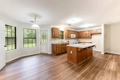3660 Red Bud Lane, Huntsville, TX 77340 - Photo 5
