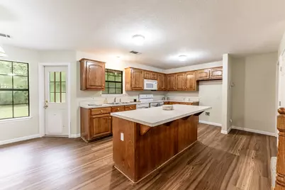3660 Red Bud Lane, Huntsville, TX 77340 - Photo 7