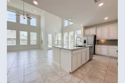 6710 Gallinas Way, Spring, TX 77379 - Photo 5