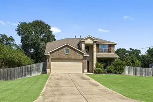 13276 Hidden Trail Ct, Willis, TX 77318 - Photo 3