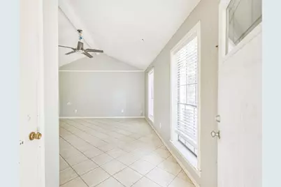 2718 Tinechester Drive, Kingwood, TX 77339 - Photo 3