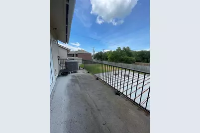 1208 N Logan Street, Texas City, TX 77590 - Photo 7