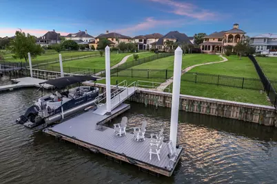 503 Constellation Boulevard, League City, TX 77573 - Photo 3