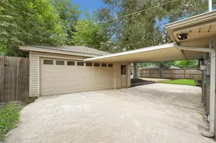 11306 Valley Spring Dr, Houston, TX 77043 - Photo 45