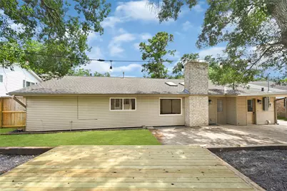 11306 Valley Spring Drive, Houston, TX 77043 - Photo 45